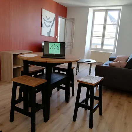 Gite Le Terracotta De Segre Salon Cuisine Chambre Sdb Segré